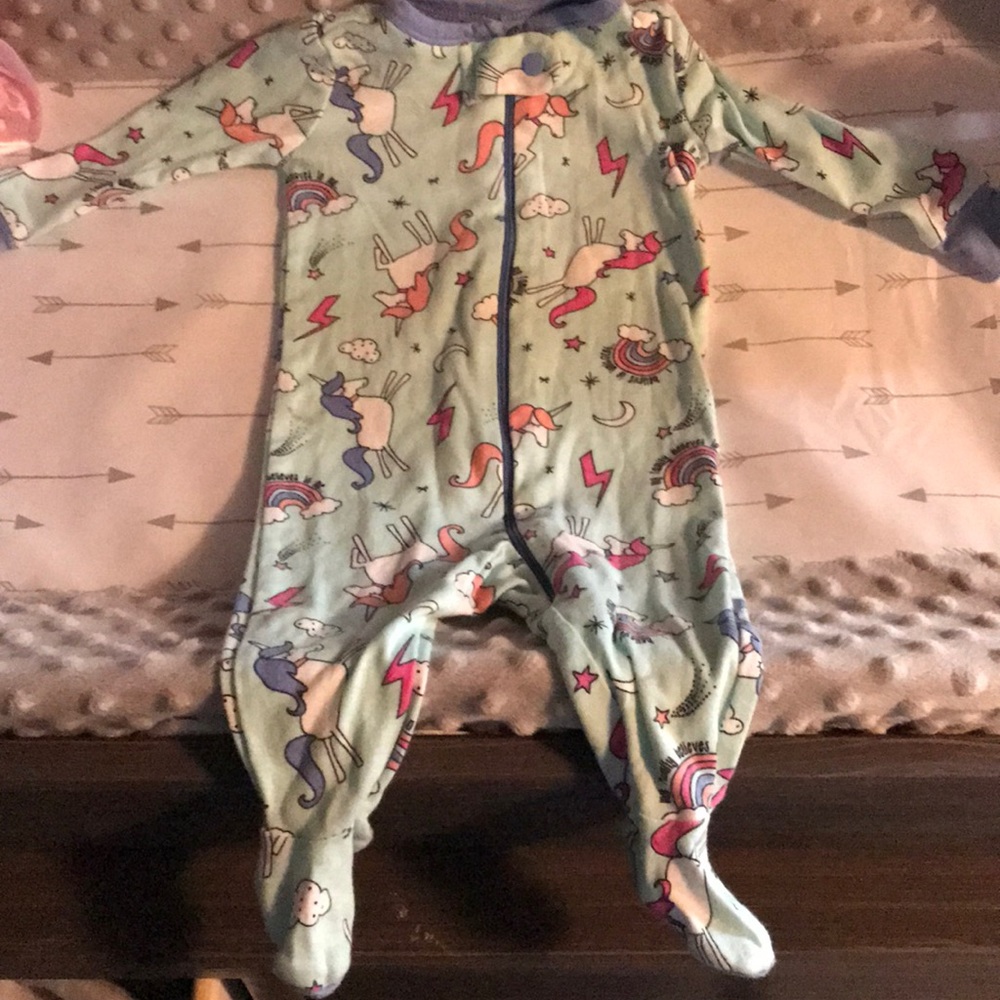 Baby 👶🏽 footies